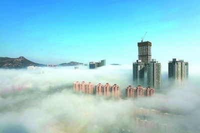 連云港&ldquo;仙境&rdquo;:沿海一線現(xiàn)平流霧美景(圖)-蘇州